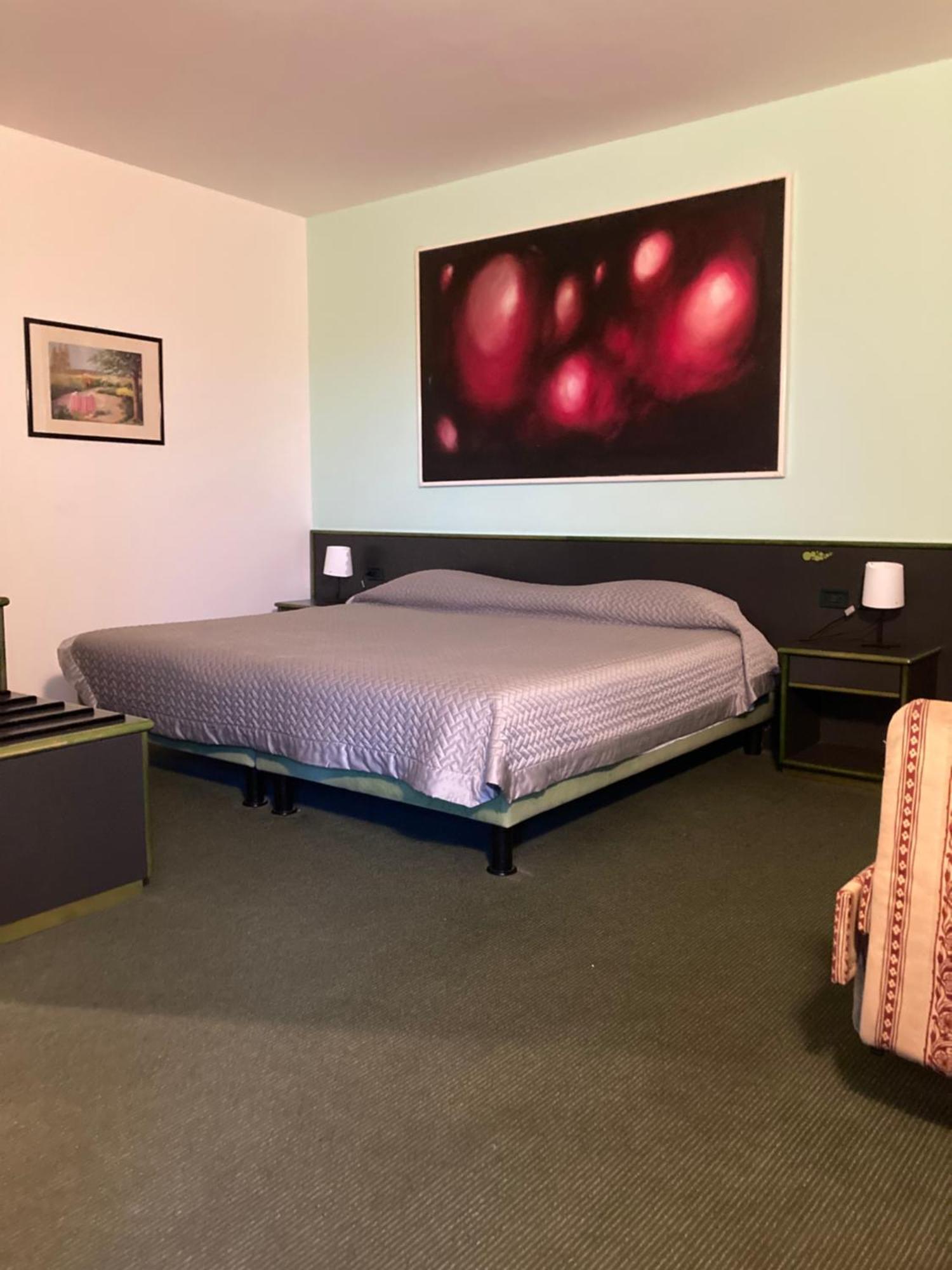 Green Hotel Poviglio  Екстериор снимка