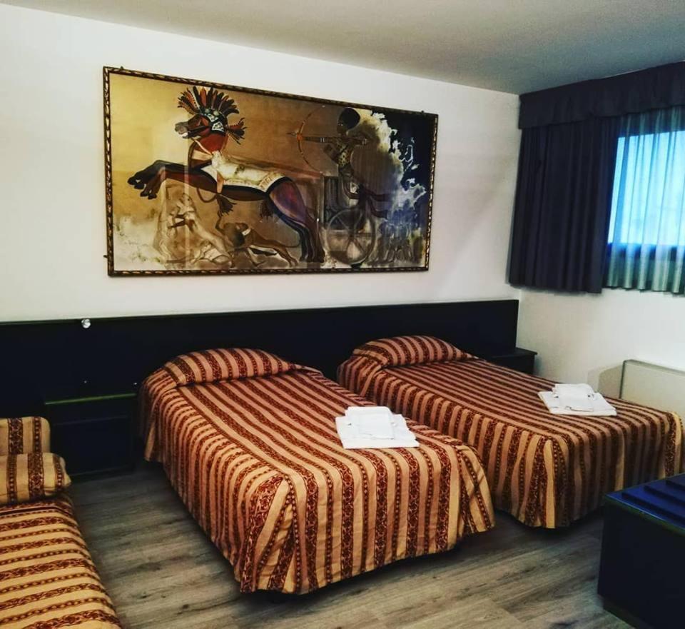 Green Hotel Poviglio  Екстериор снимка